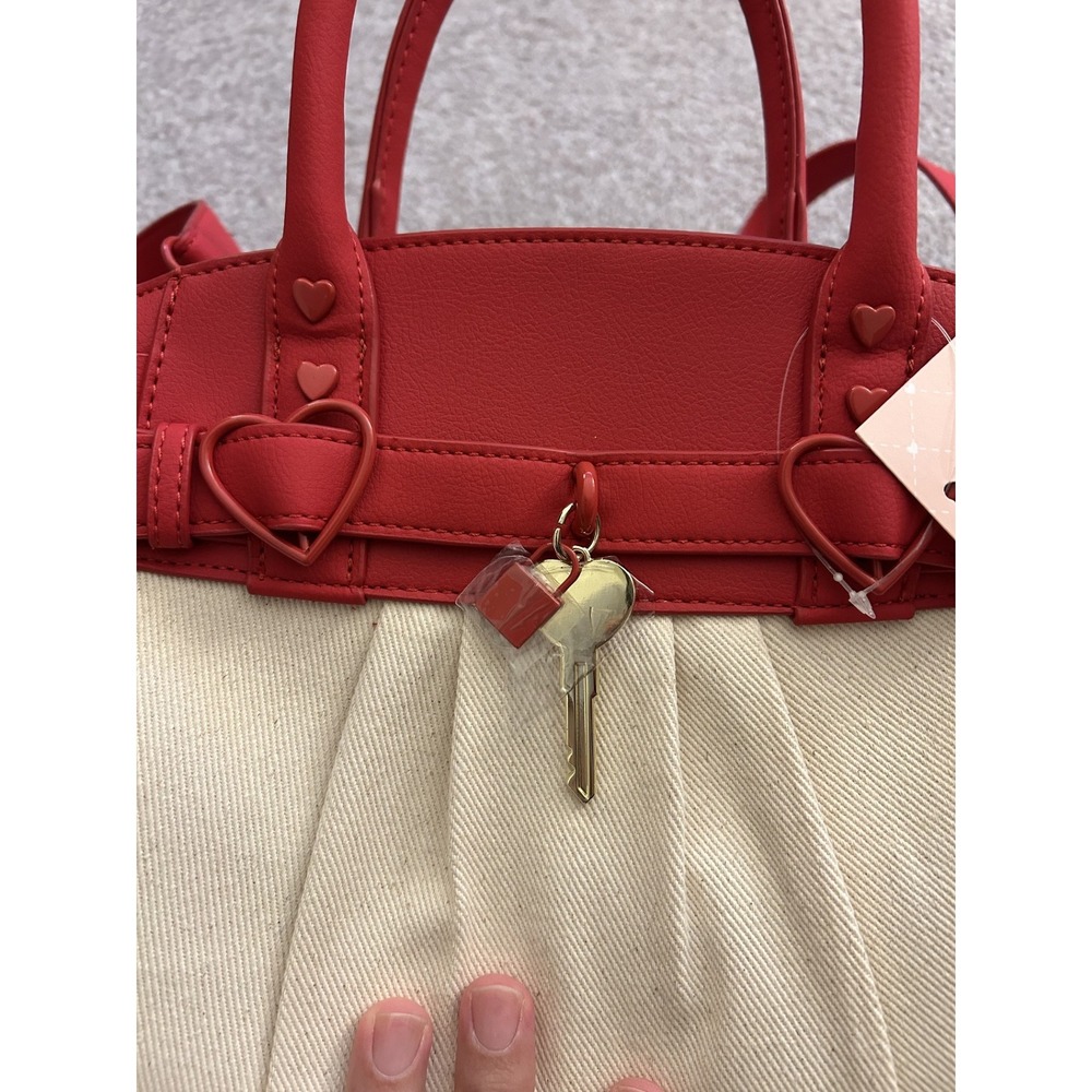 Luv Betsey by Betsey Johnson Satchel Womens Small Red Cream NEW Heart Crossbody - Picture 7 of 15